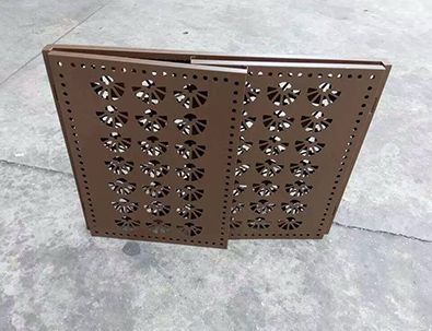雕刻铝窗花